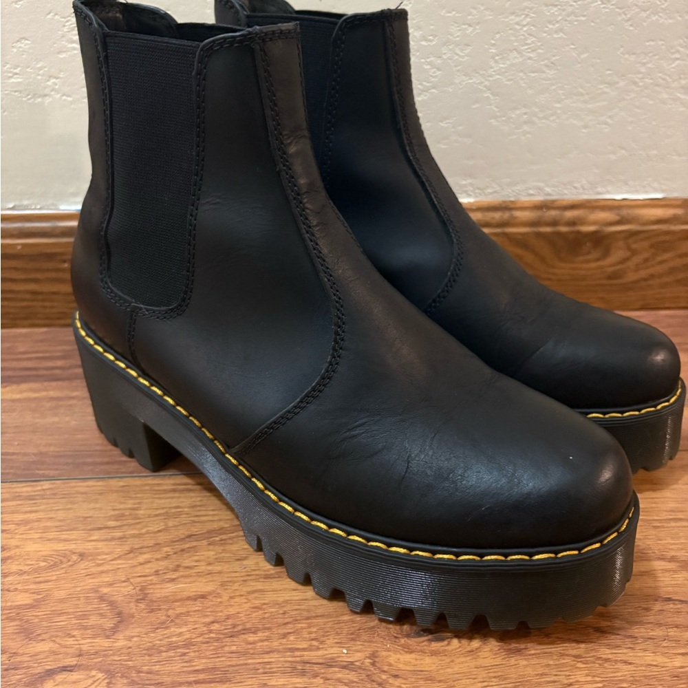 Dr. Martens Women's Rometty Chelsea Boot - black leather - Picture 2 of 2